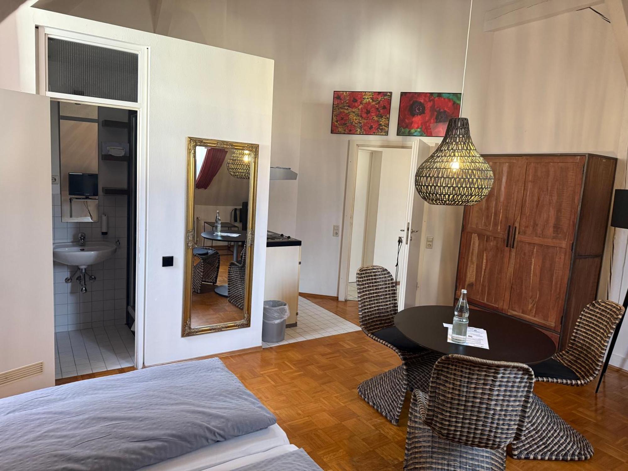 Whliving - Apartments & Studios In Konstanz Exteriör bild